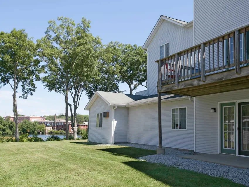 Photos and Video of Rivers Edge Apartments in West Warwick, RI